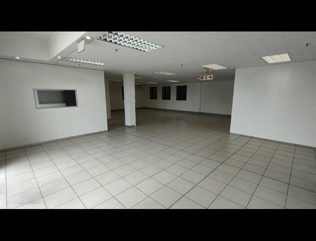 INDUSTRIAL PROPERTY TO RENT IN POMONA